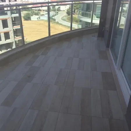 Crown City C68 Appartement *